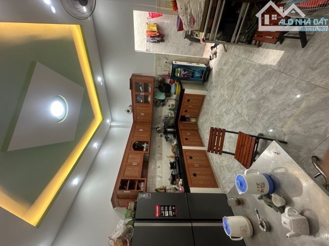 🔥 Siêu Phẩm Lê Trọng Tấn - 4 TẦNG - KHU VIP GẦN AEON MALL TÂN PHÚ- HXH 5m Dt 4m x15m   Gi - 10