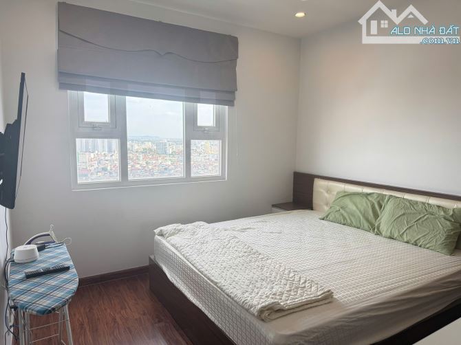 Bán căn 2PN full đồ tầng trung SHP Plaza hướng đông nam giá rẻ - 10