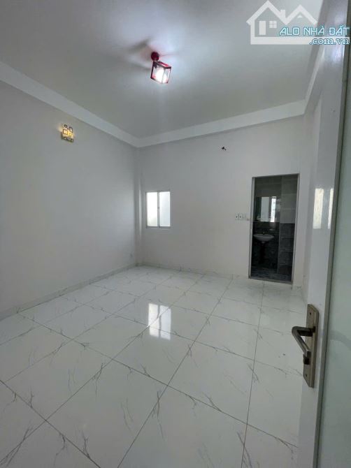 HỒNG BÀNG Q11 KẾ QUẬN 5, HẺM XE TẢI NHỎ TỚI NHÀ 50M2 KO LỘ GIỚI, 4 TẦNG - 11