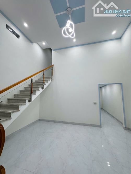 Bán nhà gác tân phong ngay gx thuận hoà chỉ 2ty5 giá tốt quá rẻ - 1