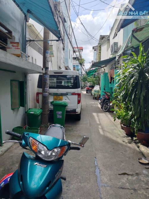 Bán nhà 2 tầng, còn mới - Mua vào ở ngay - Hương Lộ 2, Bình Tân - Chỉ hơn 4 tỷ - 1