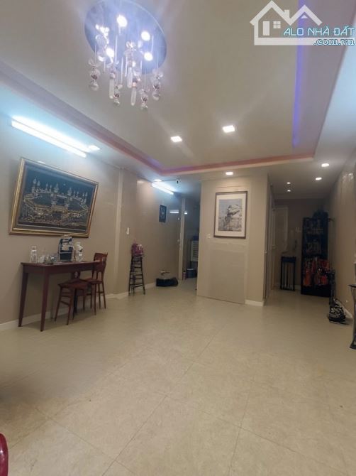 B.Á.N NHÀ DƯƠNG BÁ TRẠC 3TẦNG, 62M2 NGANG 4.6 X 13.6M2 - SHR-GÁC QUẬN1,Q5 CHỈ 8.3TỶ - 1
