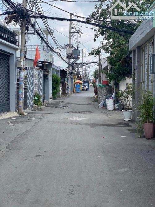 Bán nhà mặt tiền đối diện KĐT Vạn Phúc 69.3m2, tiện kinh doanh, giá chỉ 3.95 tỷ - 1
