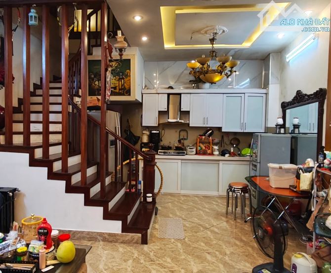 Bán nhà riêng Tây Sơn, Đống Đa, 50m2, 5 tầng full nội thất 12.5 tỷ - 1