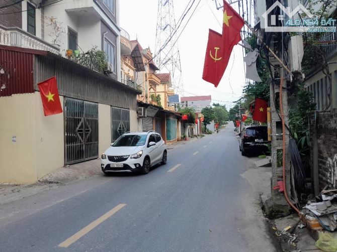 🌟 BÁN ĐẤT TẶNG NHÀ 3 TẦNG – SẴN DÒNG TIỀN- TRỤC CHÍNH KINH DOANH SẦM UẤT - 1
