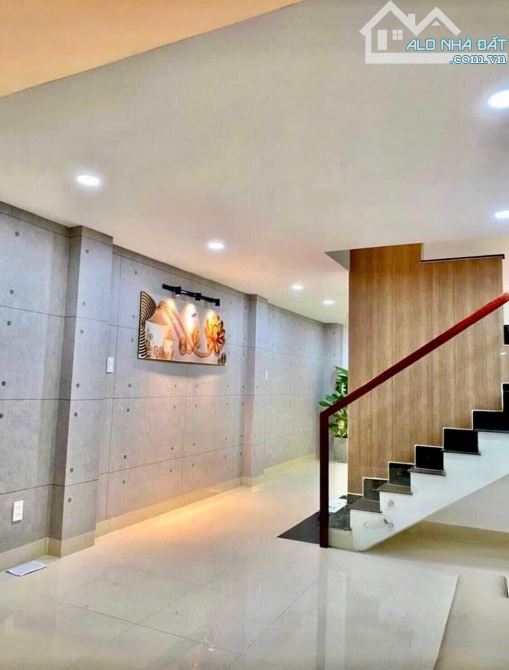 Bán nhà hẻm 848 Hà Huy Giáp, 4x 16, 5 Tầng,5PN, đường 12m có vỉa hè, giá 5ty7 - 1