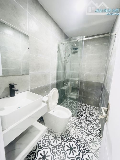 Bán nhà hẻm 1627 Huỳnh Tấn Phát giá rẻ hơn thị trường gần 50% bao đầu tư các kiểu. - 1