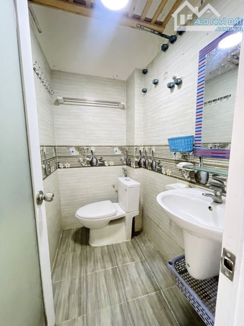 BÁN NHÀ 3 TẦNG MỚI - HXH - 34M2 - NGAY CV LÀNG HOA GÒ VẤP, CHỈ 4.1 TỶ - 1