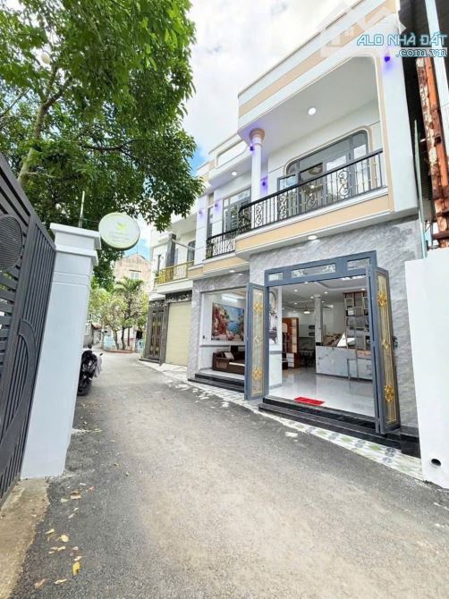CHỦ NGỘP GỞI BÁN NHÀ 1 TRỆT 1 LẦU MỚI XÂY P.TÂN VẠN, 7X11,5=75M2,THỔ CƯ 100%,TẶNG FULL NỘI - 1