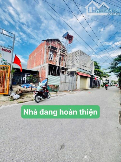 Bán nhà 1 trệt 1 lầu mặy tiền kinh doanh p. Trảng Dài - 1