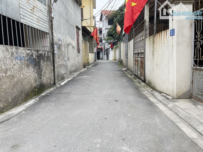 Cần bán 54m2 đất thôn Lê Xá, Bát Tràng (Đa Tốn cũ). Đường thông xe ô tô 7 chỗ, cách Vin 50 - 1