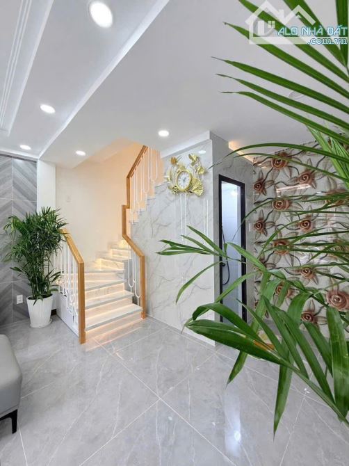 Bán nhà ngay Nguyễn Thái Sơn. Gò Vấp, Giá: 2 tỷ 810tr/68m2, sổ hồng riêng - 1
