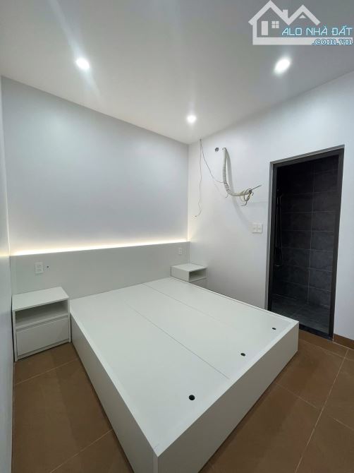NHÀ 4,5 TẦNG THANG MÁY – TDC HOA QUẢ, HỒNG BÀNG - 1
