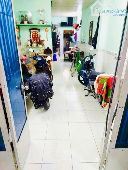 BÁN NHÀ HẺM 132 HOÀI THANH, P.14, QUẬN 8, 40M2 - 1