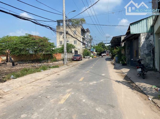 Bán đất mặt tiền 25x40m giá 29 tỷ Đường Đông Thạnh 6-3 - 1