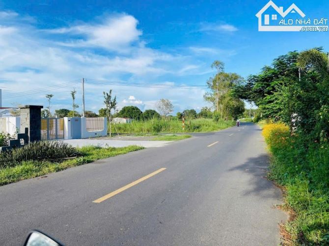 💎 BÁN GẤP LÔ ĐẤT NHÀ VƯỜN 696m² – TRUNG TÂM THỊ TRẤN PHƯỚC HẢI, BRVT 🌴 - 1
