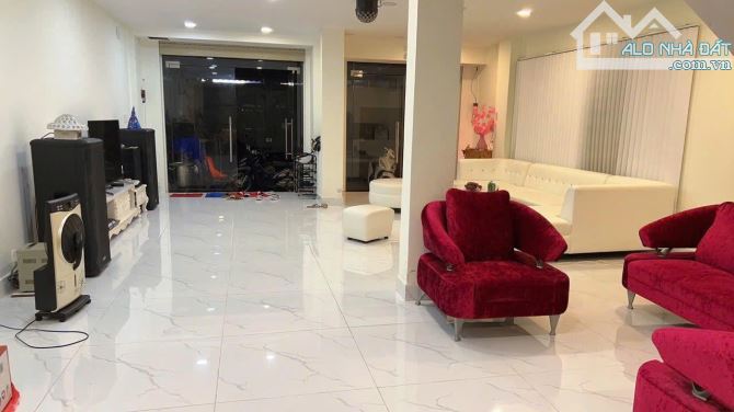 Nhà đẹp trung tâm Q10 – CMT8, 7.2x25m, HĐT 130tr/tháng, giá chỉ 57 Tỷ! - 1