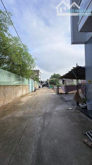 Hẻm xe hơi thuận tiện đi các quận trung tâm  Đường Hương Lộ 80-Phường  BHHòa B,  Q. Bình - 1