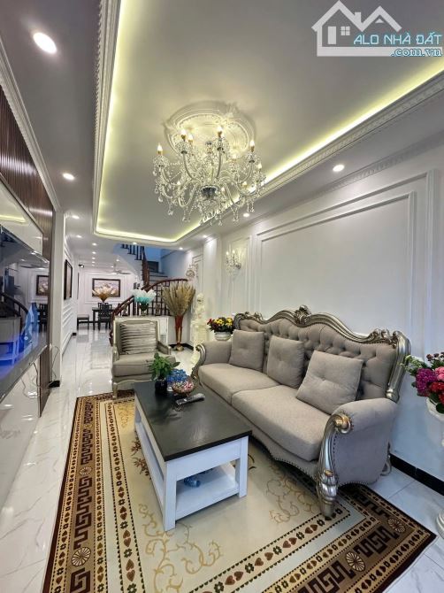 LÔ GÓC 2 MẶT TIỀN -CỔ LINH LONG BIÊN -DT 50M -MT 3,5M - 8,6 TỶ - 1