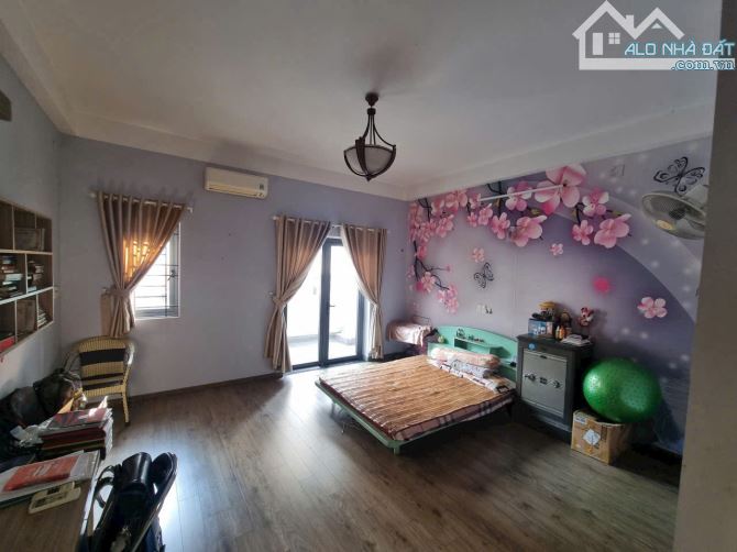 Nhà Yên Thế,P2, Tân Bình Bề Ngang Ngon 5mx21- Kết Cấu Đẹp - Giá 23 Tỷ ( ĐTL) - 1