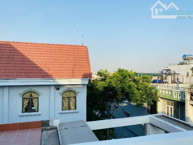 (42) Nhà Đẹp  82m2 - Xe Hơi Ngủ Trong Nhà - Full Nội Thất Cao Cấp - Thới An 16, Q.12 - 1