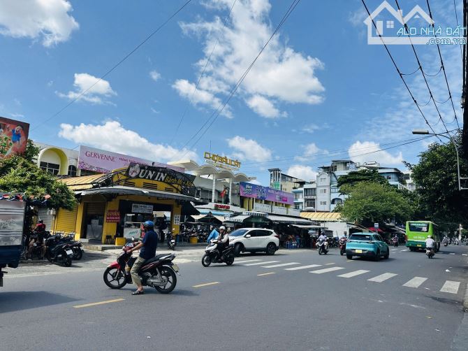 Giá Rẻ !! Nhà HXH 5m Phan Sào Nam, P11 Tiện Xây Mới DT: 8x26m [nở hậu hơn 8m]. Giá 22 tỷ - 3