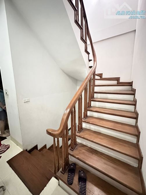 Nhà đẹp 5 tầng, 54m, ô tô đỗ cửa, ở sướng, kinh doanh đỉnh cao, Vũ Tông Phan - 1