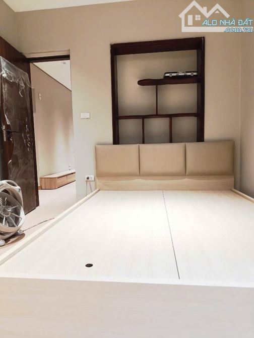 NHÀ E6 TT ĐO LƯỜNG - HOÀNG QUỐC VIỆT - CĂN GÓC - FULL NỘI THẤT - DT: 41.5/71M2 - 4.25 TỶ - 1