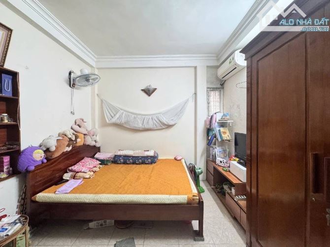 NHÀ -VĂN HƯƠNG,TÔN ĐỨC THẮNG LÔ GÓC 3 THOÁNG-4 TẦNG -DT 26M2 -MT 4.2m giá chỉ, 6 TỶ - 1