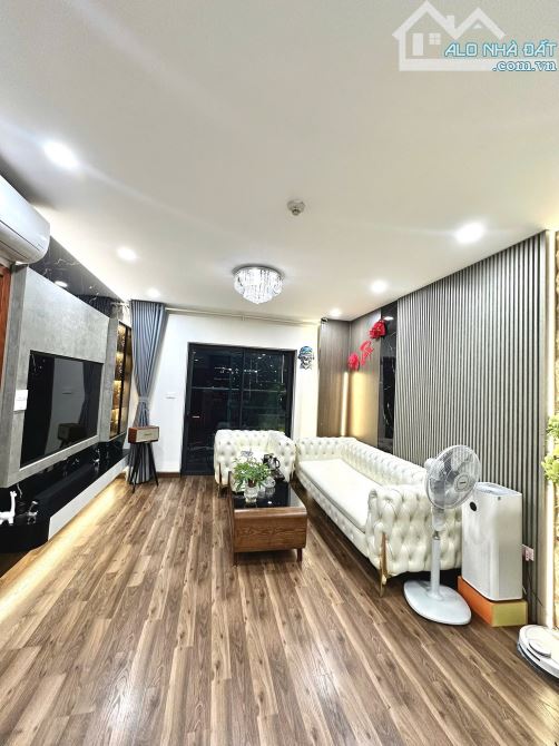 CHUNG CƯ ĐƯỜNG TỐ HỮU CĂN GÓC 108M 3 NGỦ HƠN 4 TỶ - 1