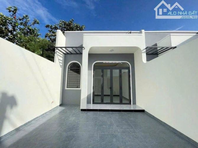 BÁN NHÀ CẤP 4 NGAY KHU VỰC GẦN TÂN UYÊN BÌNH DƯƠNG CHỈ VỚI 379 TRIỆU.. - 1