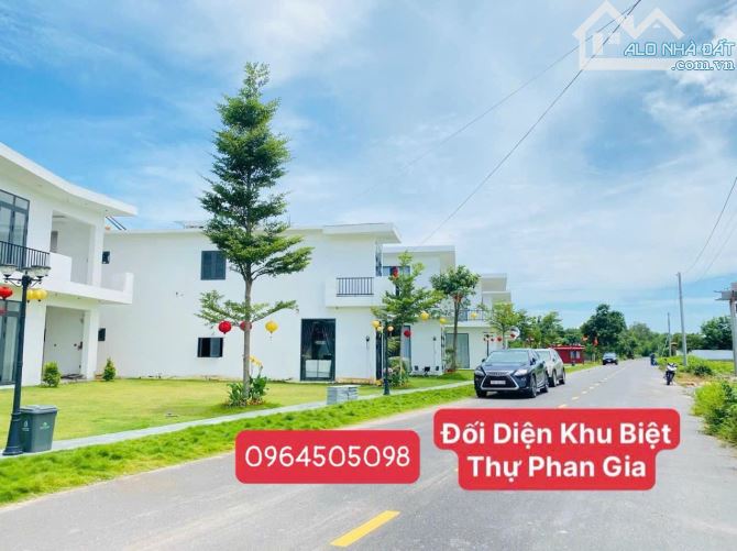 GÓC 2 MẶT TIỀN NGAY TỈNH LỘ 44B VÔ 500M;  Long Mỹ - Đất Đỏ - BRVT ; cách biển Phước Hải - 1