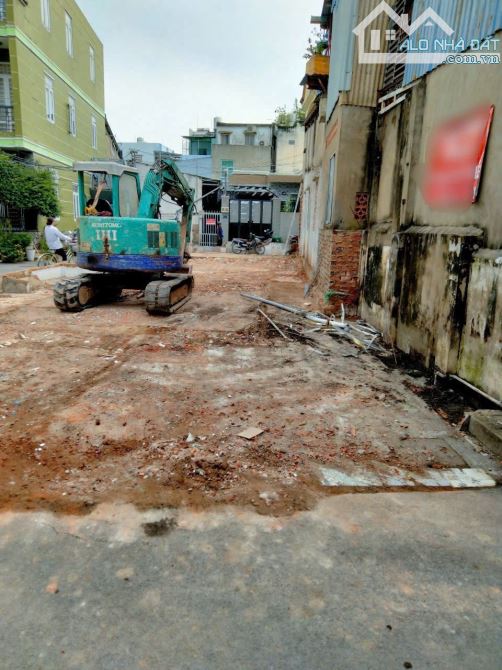 Bán đất ngay đường số 4 chợ Bắc Ninh Bình Thọ Thủ Đức - 1