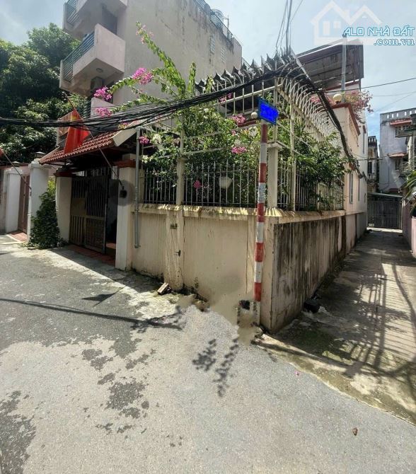bán nhà BÁN ĐẤT PHÚ THƯỢNG - TÂY HỒ 141M x 2 TẦNG - MT 8M - LÔ GÓC 3 MẶT NGÕ - Ô TÔ TRÁNH - 1
