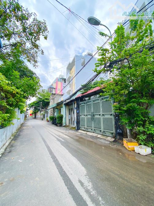 Bán nhà hẻm xe bồn đg Số 59,P14,GV, 5,3 x 33. - 1