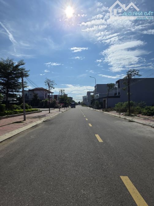 Bán đất mặt tiền Chu Văn An, Phường An Nhơn Đông, Tỉnh Gia Lai Dt 100m² Giá 1 tỉ 350 triệu - 1