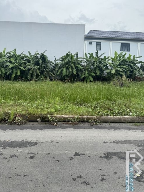 CG BÁN ĐẤT Bưng ÔNG THOÀN _ KHU PHÂN LÔ ĐƯỜNG 6M_ DT: 130M2 Long TRƯỜNG. - 1