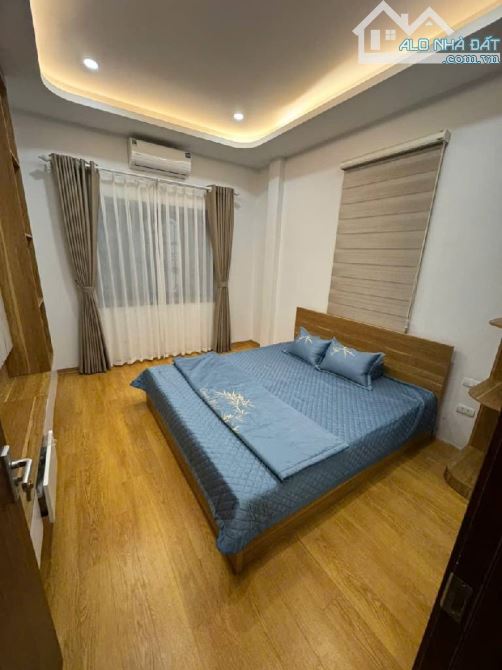 31m2 x 5 Tầng , phố Trần Đại Nghĩa , Lô Góc , Kinh Doanh , Ngõ Thông , Nhà Mới , Gần Bách - 1