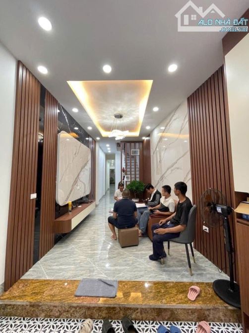 bán nhà Nguyễn An Ninh, Hoàng Mai, Kinh Doanh, Thang máy, Ô tô đỗ cửa DT 62m, 5 Tầng, MT 5 - 1