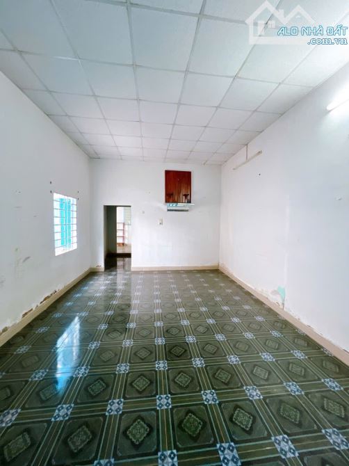 Bán gấp nhà tân biên ngang 7 gần 120m2 thổ cư giá đầu tư chỉ 2ty2 quá rẻ - 1