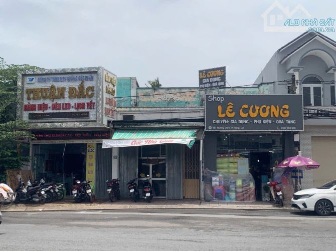 Bán 3 căn nhà mặt tiền đường 30.4 ngang 14m tdt 339m2 - 1