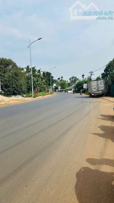 BÁN MẶT TIỀN KINH DOANH ĐƯỜNG VÀNH ĐAI 14-26, P. TÂN AN - 1