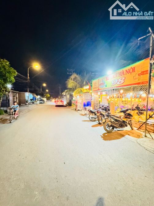 D001 Bán lô đất 145m2 mặt tiền buôn bán đường trục chính vào GX Hà Phát - 1