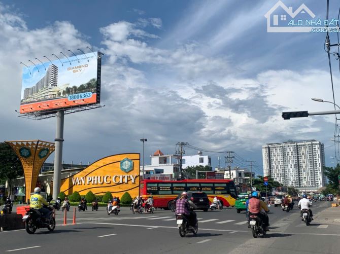 ĐÃ 2 MẶT TIỀN CÒN NỞ HẬU – LÔ GÓC HIỆP BÌNH PHƯỚC – 50M RA VẠN PHÚC - 1