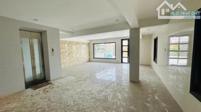 🌴✨ SIÊU PHẨM NHÀ 3.5 TẦNG – 2 MẶT THOÁNG – MẶT TIỀN CỬA ĐẠI, HỘI AN | 219m² – 15,9 TỶ ✨🏡 - 1