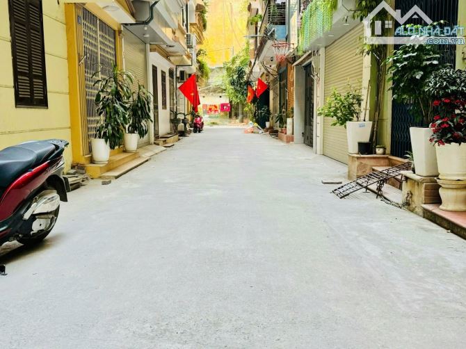 Chính chủ bán nhà 6 tầng phân lô thang máy phố Liễu Giai ô tô đỗ cửa Ba Đình chỉ 17,9 tỷ - 1
