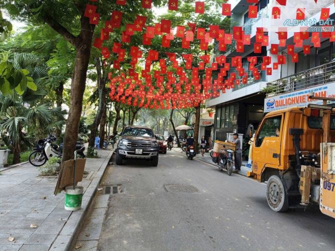 BÁN MẶT PHỐ TRỊNH CÔNG SƠN - TÂY HỒ - KHU VIP - Ở SƯỚNG - 1