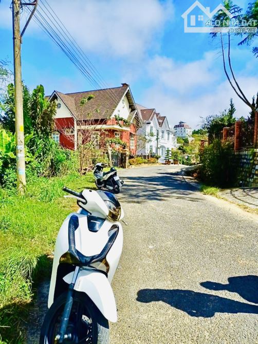 BÁN ĐẤT ĐẸP VIEW THÀNH PHỐ VỀ ĐÊM ĐẸP MẶT TIỀN LÝ NAM ĐẾ ĐÀ LẠT - 1