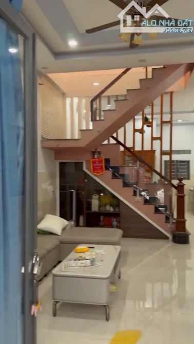 BÁN NHÀ 1T1L PHƯỜNG BIÊN HOÀ. DT:4,5x13,9=60M2. GIÁ: 2TỶ750 bớt Lộc - 1