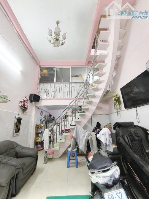 Nhà Quang Trung - 44m2 - 5 tỷ - 3 tầng đúc - 20m ra hxh - 1